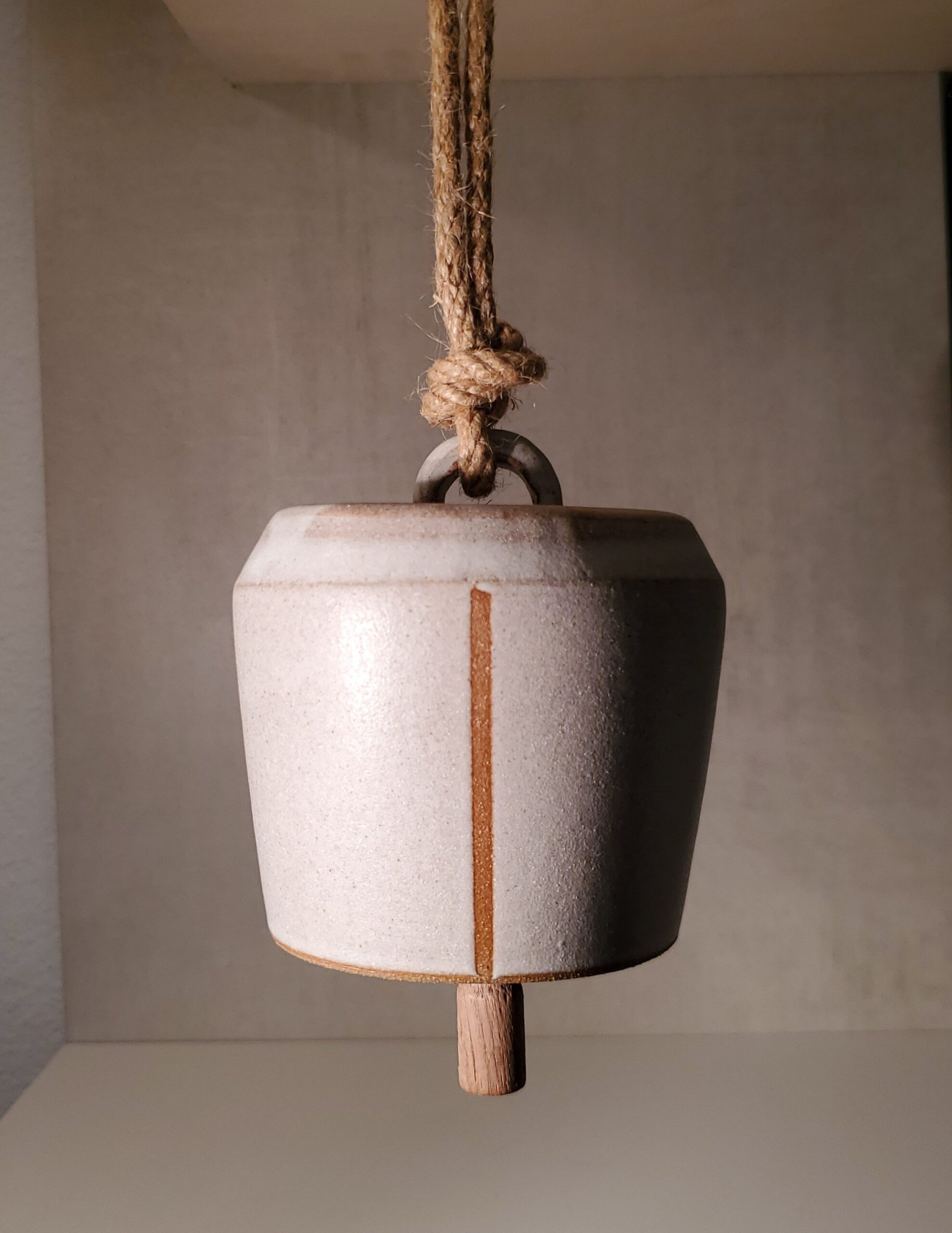 white-ceramic-hanging-bell-with-stripe