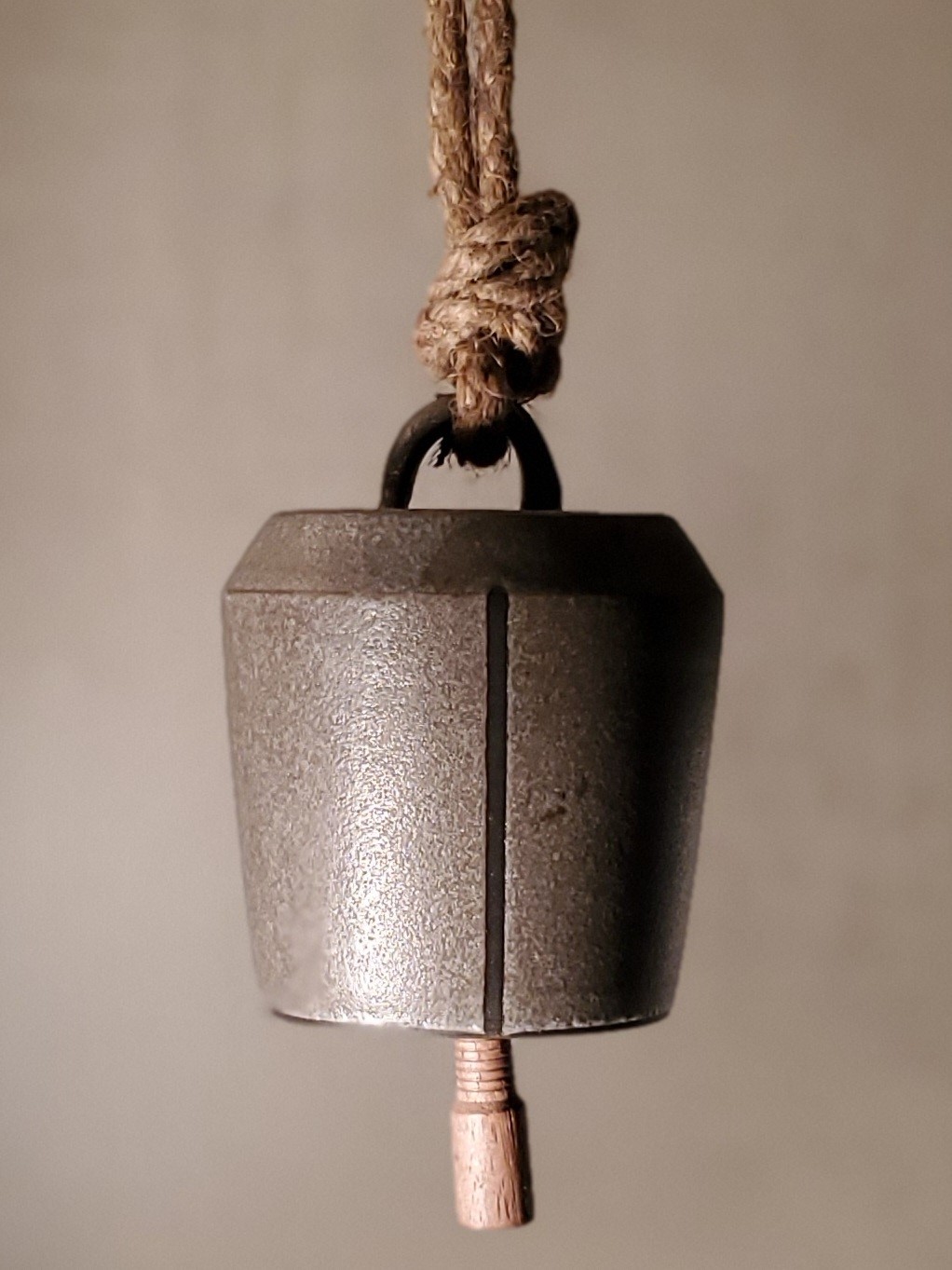 hanging-wheel-thrown-ceramic-bell-grey-stripe-nouvelle-collection